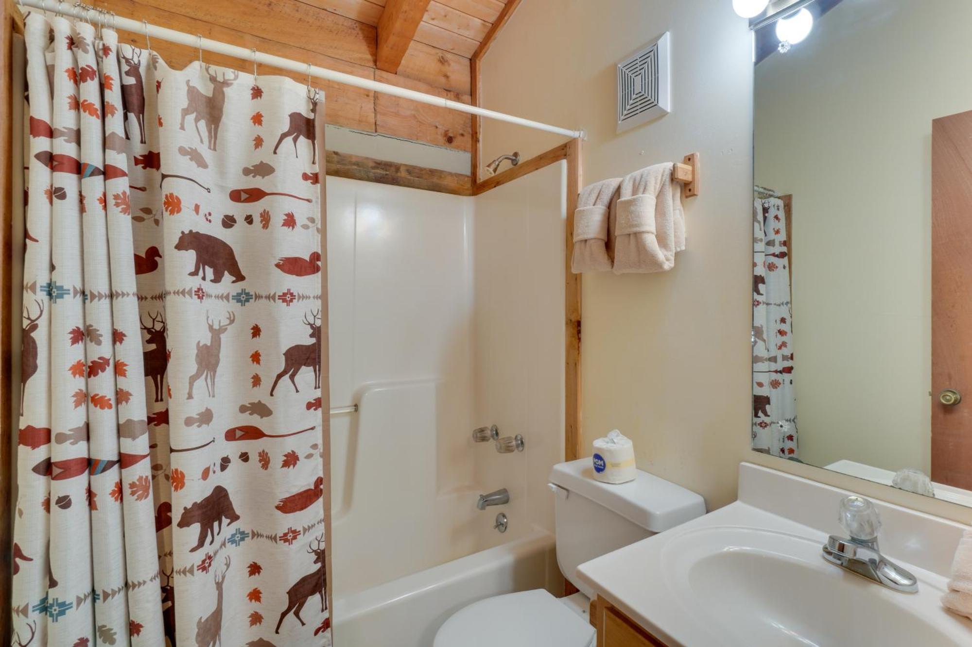 Gatlinburg Cabin With Hot Tub About 6 Mi To Downtown! 外观 照片